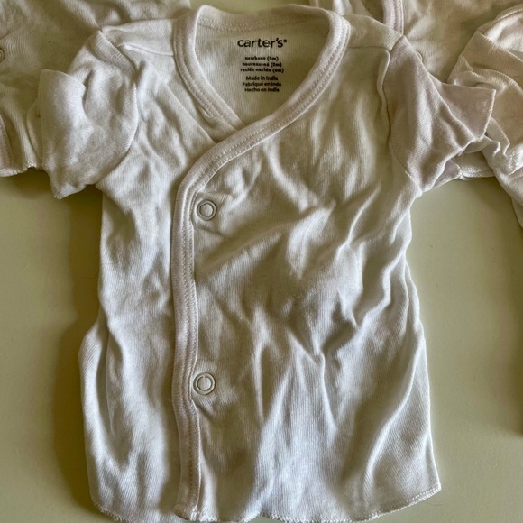 🕊️Carter’s | 5 T-Shirts - Picture 3 of 3